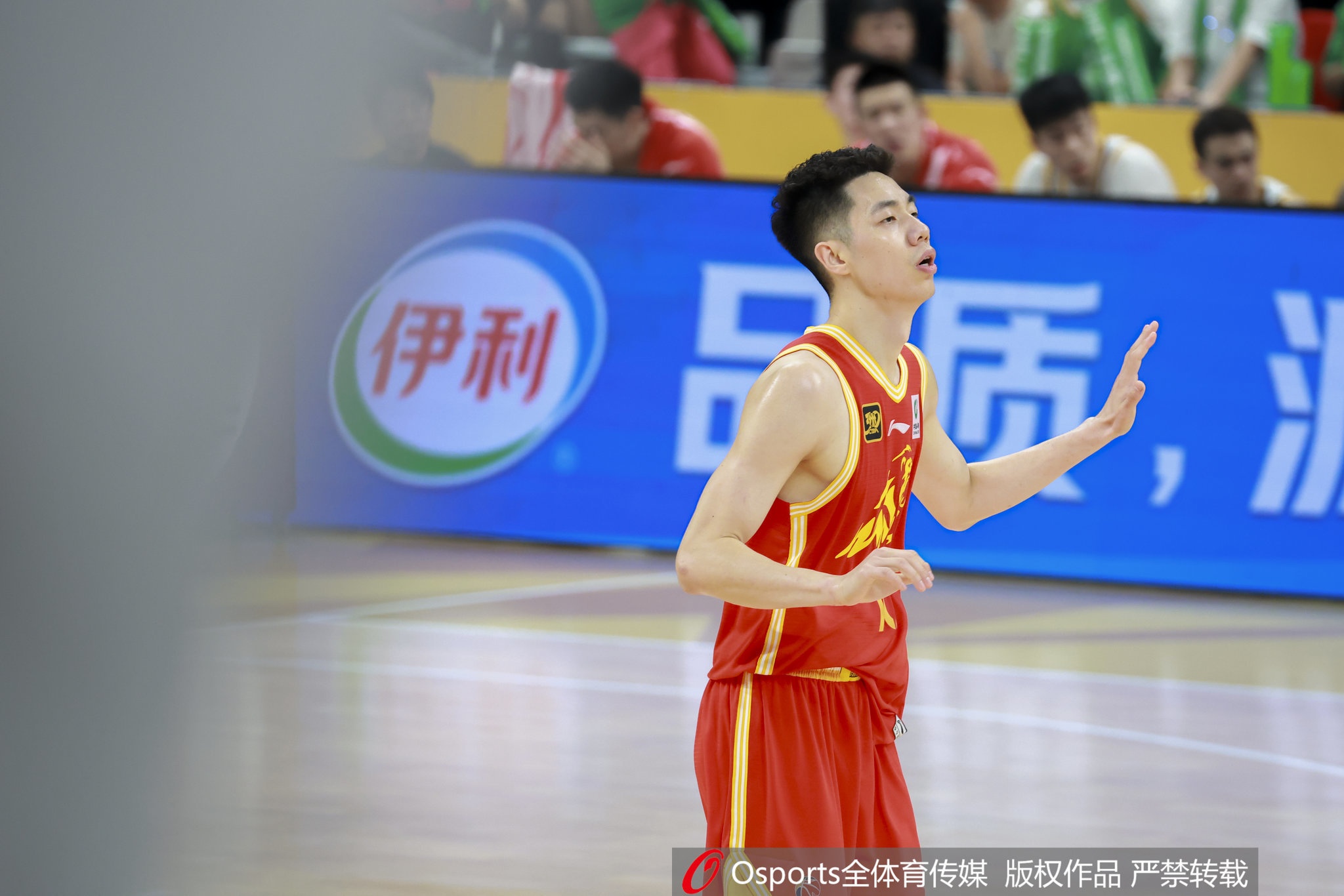 ☹犯规困扰！朱俊龙仅27分钟&林秉圣24分钟 二人都吃到5犯！