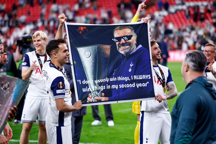 阿斯：多家俱乐部有意免签即将自由身的雷吉隆，摩纳哥暂时领跑