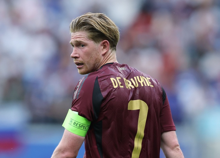 迪马：德布劳内已和那不勒斯谈妥肖像权，国家队比赛后体检签约