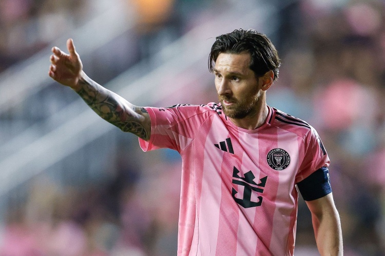 迈阿密老板：对梅西续约感到乐观，苏牙布斯克茨的未来取决于他们